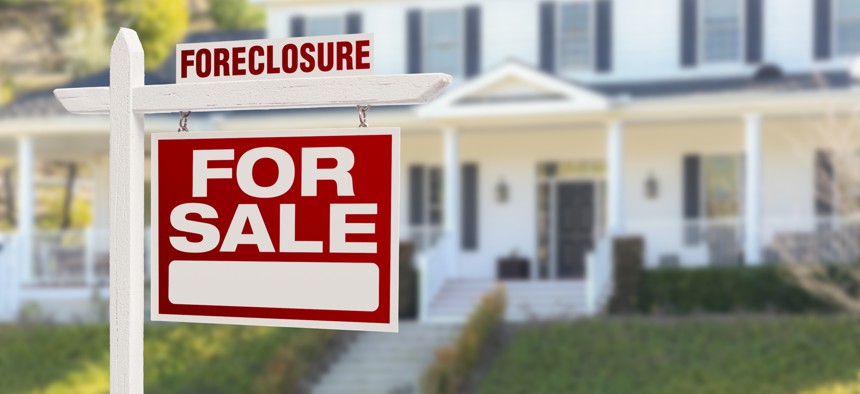 Foreclosure sign